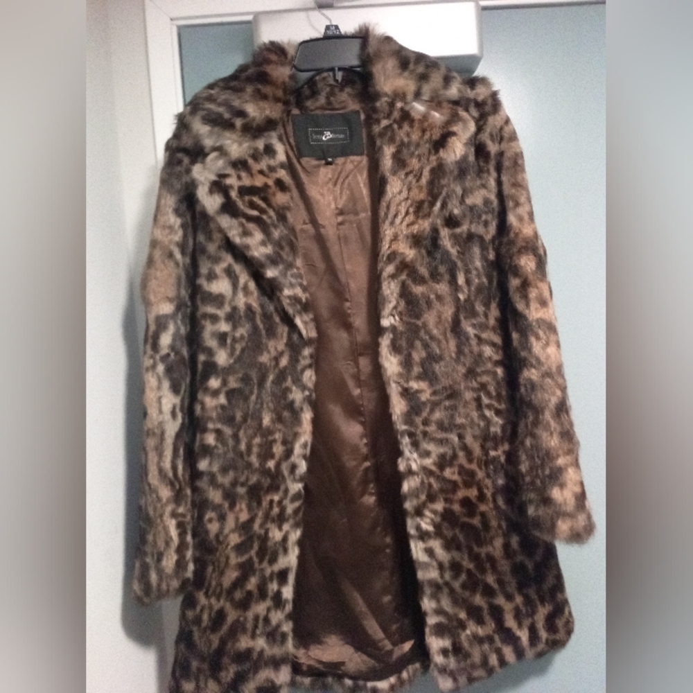 Fur coats - Picture 3 of 14